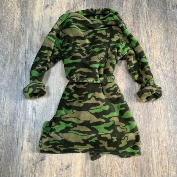 Camo Boys Robe Size Medium 8-10 Super Soft - Picture 4 of 4